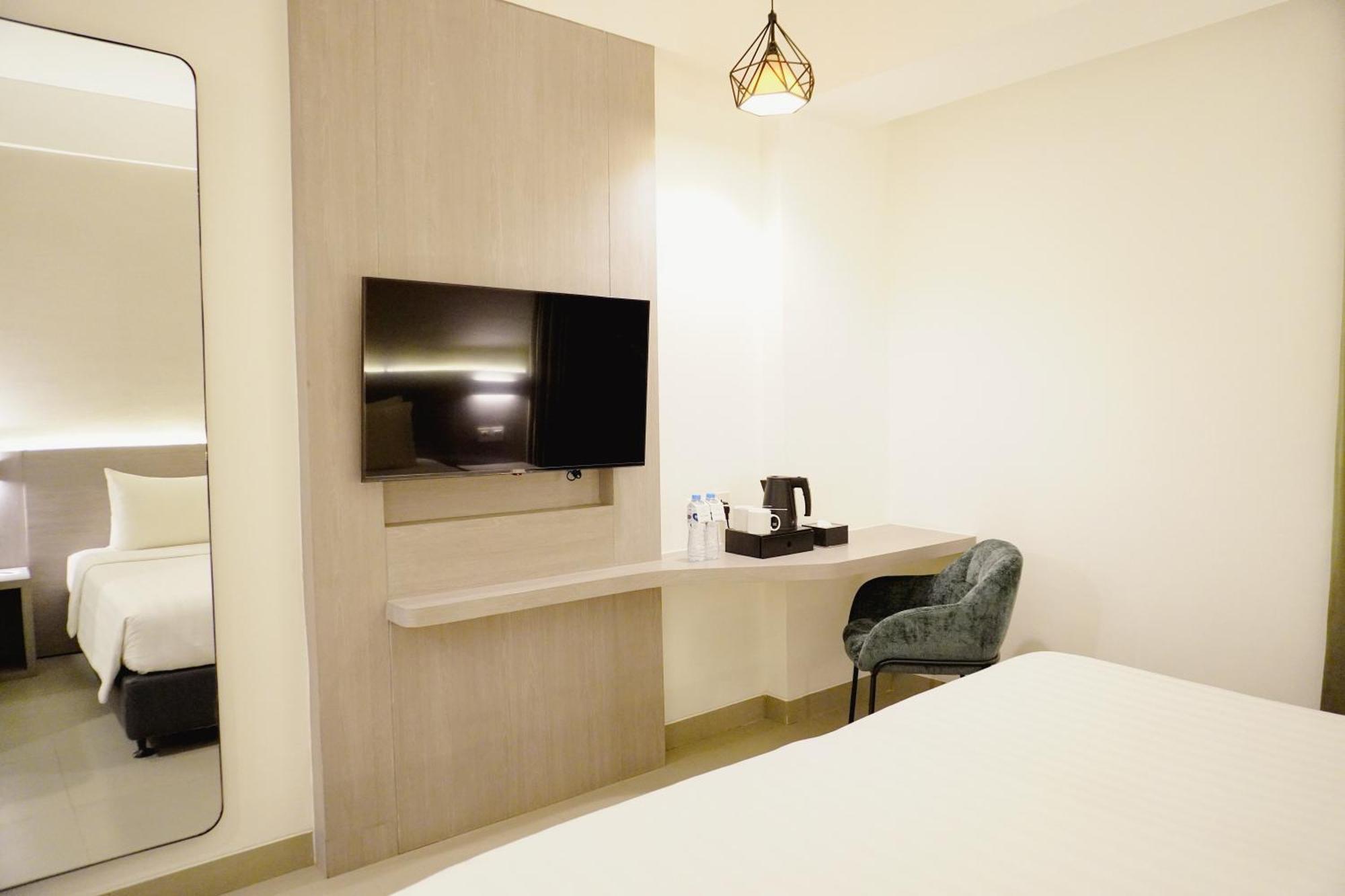Laska Hotel Субанг Екстер'єр фото